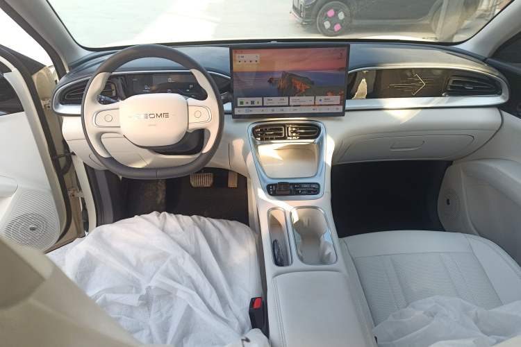 Used Geely Galaxy Geome 2026 Model 310km Dream Edition
