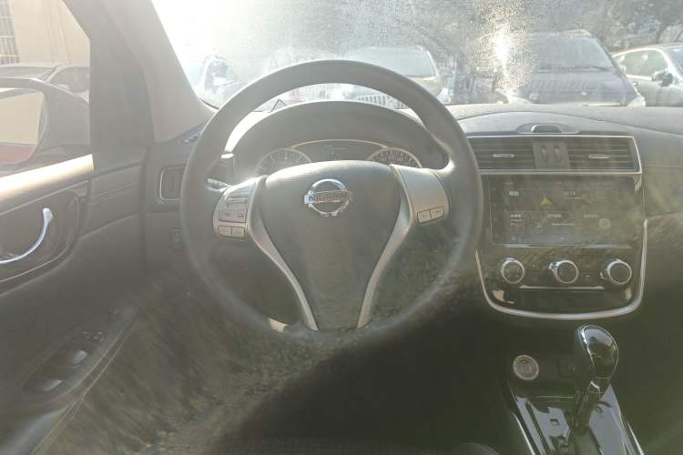 Used Nissan Tiida 2019 1.6L CVT Smart Drive Version China VI Standard
