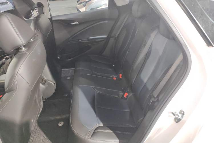 Used Buick Velite 6 2023 430km Range Commuter Version
