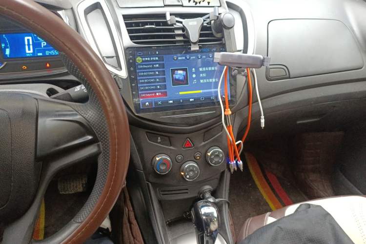 Used Chevrolet Trax 2016 1.4T Automatic Two-Wheel Drive Comfort Version with Sunroof
