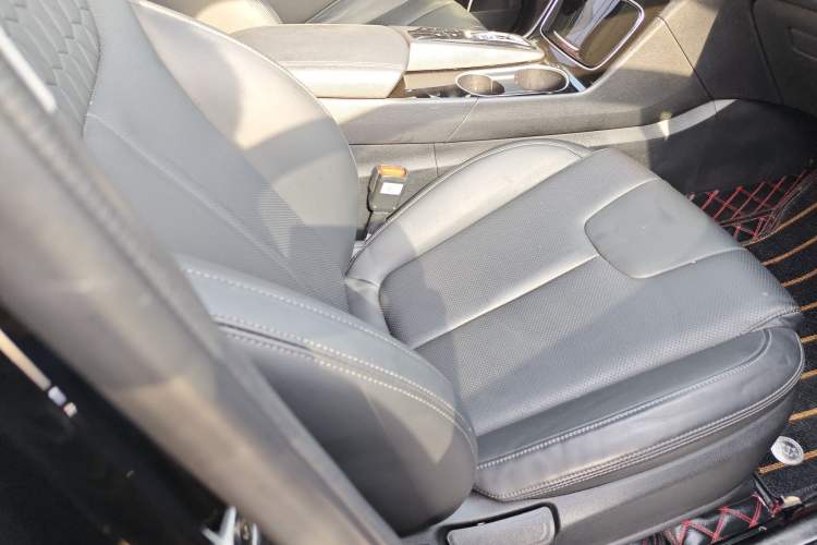 Used Hyundai Santa Fe 2020 380 TGDi Automatic Two-Wheel Drive GLS Luxury Edition
