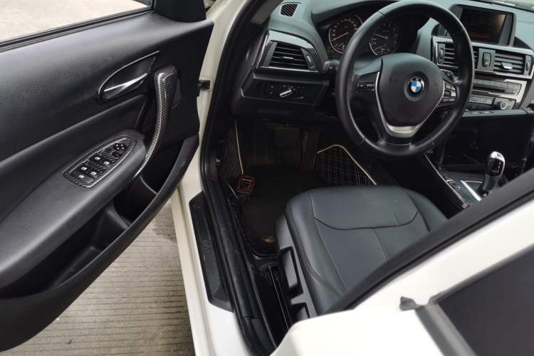 Used BMW 1 Series 2015 118i Leading Model