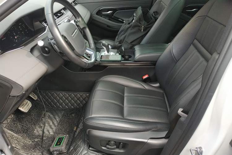 Used Land Rover Range Rover Evoque 2020 249 PS R-DYNAMIC SE Sport Technology Edition