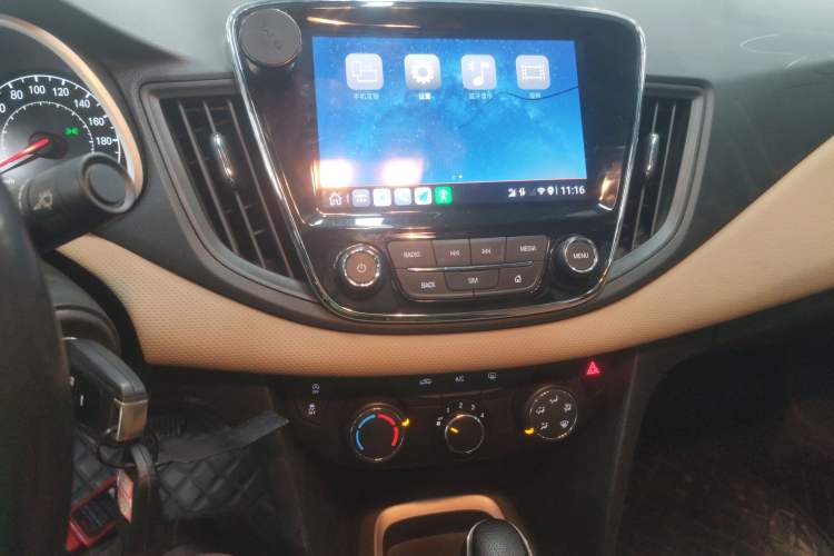 Used Chevrolet Monza 2021 320 Automatic Enjoyment Sunroof Edition
