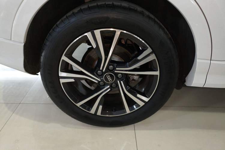 Used Audi Q3 Sportback 2023 40 TFSI Fashion Model
