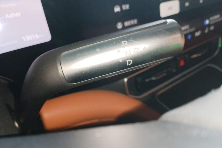 Used Hima AITO M9 2024 All-Electric Ultra Version 100 kWh 6-Seater Model
