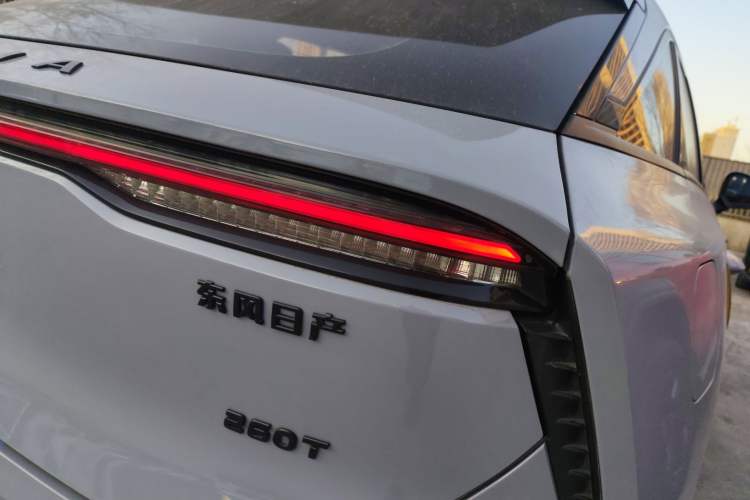 Used Venucia V 2023 260T Idol Edition Pro