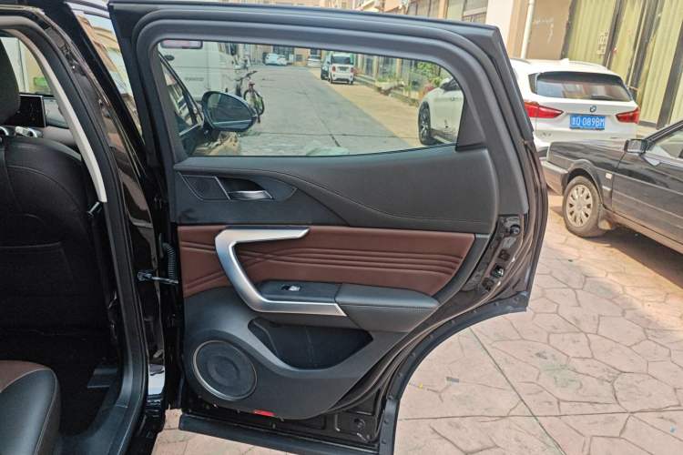 Used Wey VV5 2020 1.5T Two-Wheel Drive Smart Pioneer
