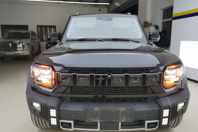 Used JETOUR Traveler 2023 2.0T All-Wheel-Drive CrossPRO