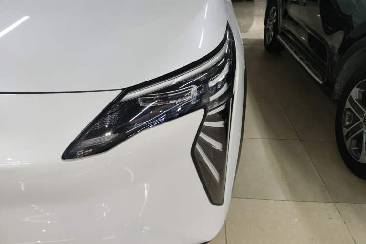 Used AION Y 2023 Plus 510 Tech Edition