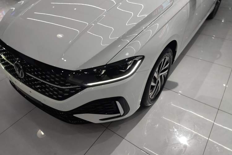 Used Volkswagen Lavida 2024 300TSI DSG Starry Sky Leading Edition
