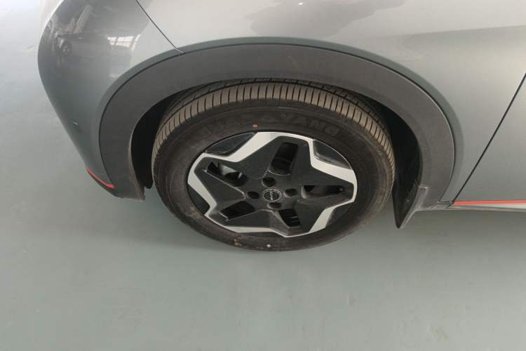 Used BYD Dolphin 2021 405 km Fashion Edition
