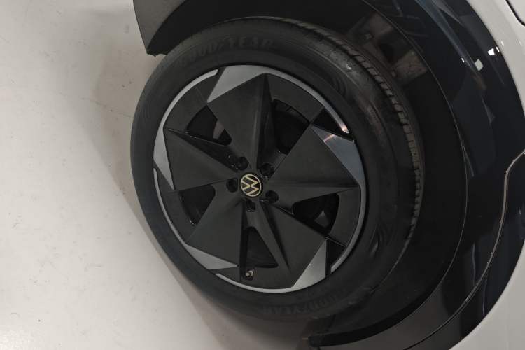 Used Volkswagen ID.UNYX 2024 Pro Long-Range Version