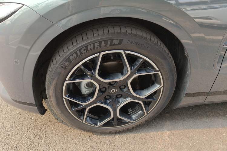 Used  A07 2025 Range-Extended "True Fragrant" Edition 230 Flagship Model