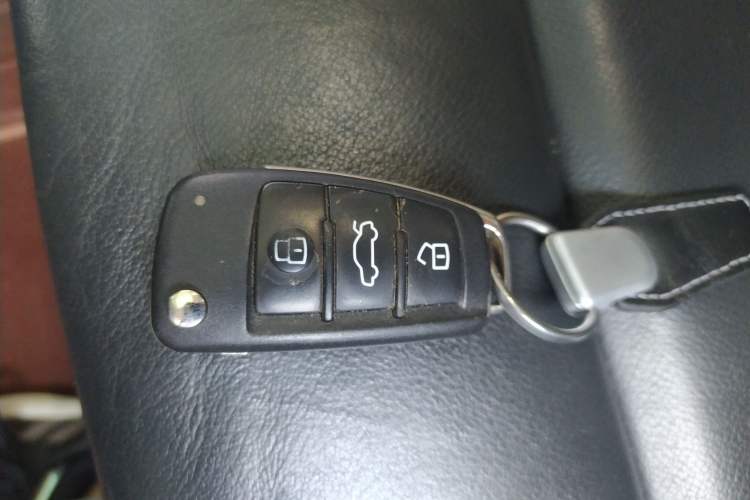 Used Audi Q3 2015 35 TFSI Comfort Model
