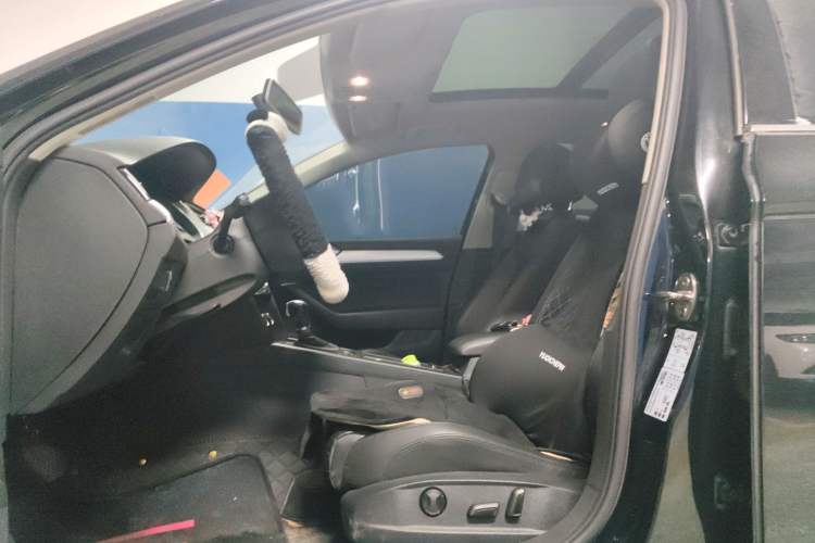 Used Volkswagen Magotan 2018 280TSI DSG Leading Model