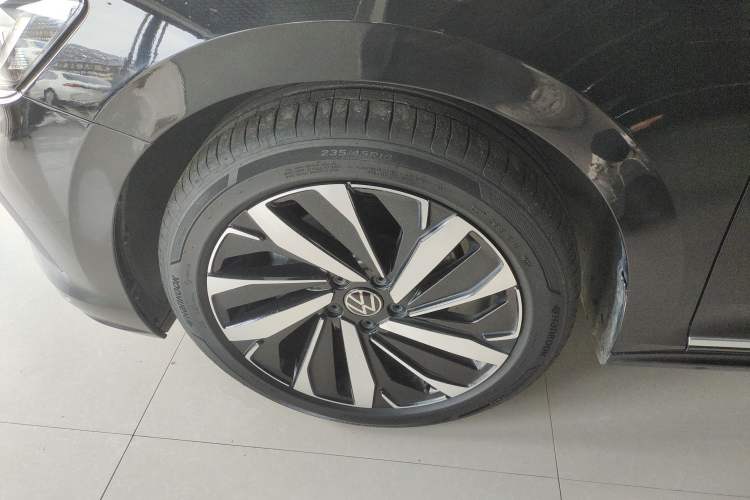 Used Volkswagen Passat 2024 380TSI Dragon Edition