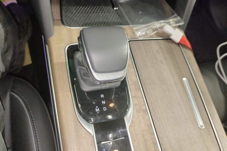 Used Hongqi HS7 2023 2.0T Automatic All-Wheel Drive Flagship Edition Six Seats