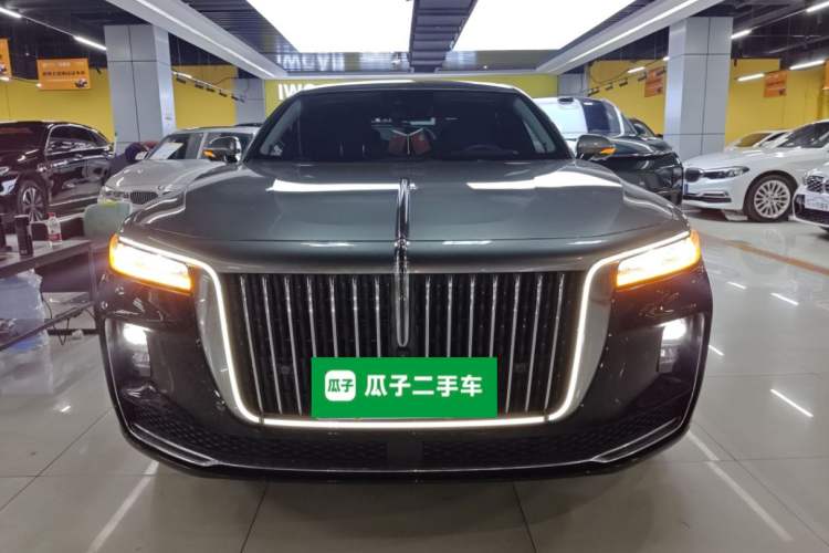 Used Hongqi H9 2023 2.0T Smart Connect Flagship Edition
