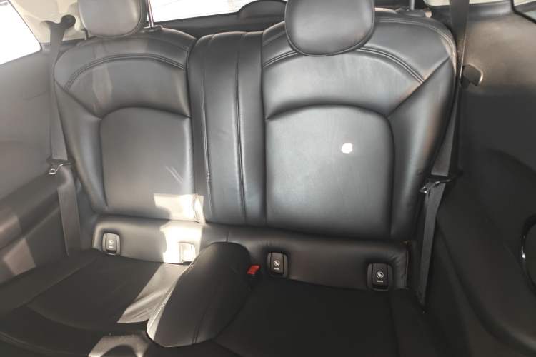 Used  MINI 2016 1.5T COOPER
