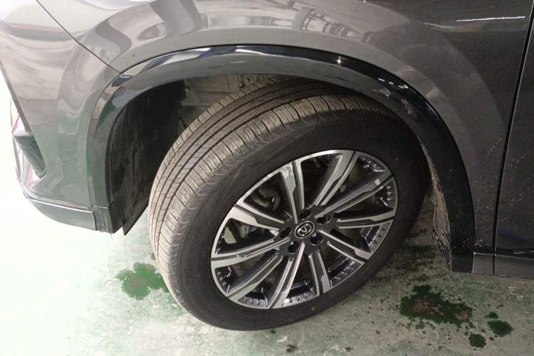 Used Changan CS75 PLUS 2024 3rd Generation Champion Edition 1.5T Intelligent Drive Dynamic Model
