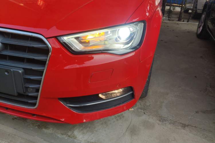 Used Audi A3 2015 Sportback 35 TFSI Millionth Anniversary Comfort Model
