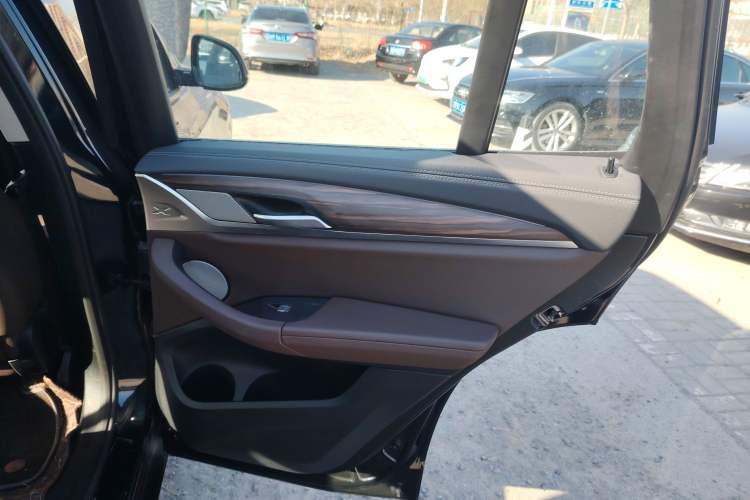 Used BMW X3 2023 xDrive30i Leading Model M Night Edition Package
