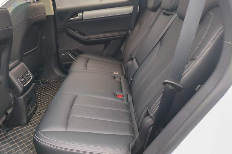 Used BYD Tang 2018 2.0T Automatic SmartConnect Prestige 5-Seater Emission Standard China V
