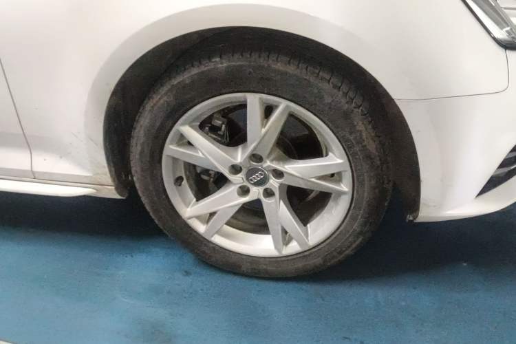 Used Audi A4L 2018 30th Anniversary Edition 40 TFSI Trendy Model
