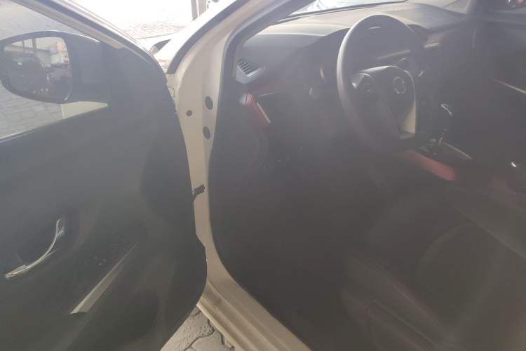 Used Nissan Lannia 2016 1.6L CVT Smart Cool Edition
