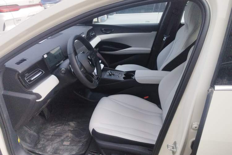 Used BYD Seal 06 New Energy 2025 DM-i Smart Drive 120KM Prestige Model