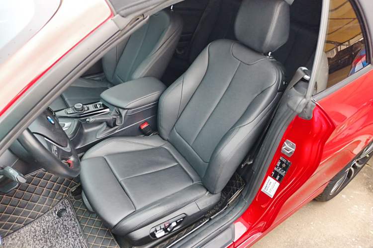 Used BMW 2 Series 2019 225i Convertible Coupe Sports Design Package
