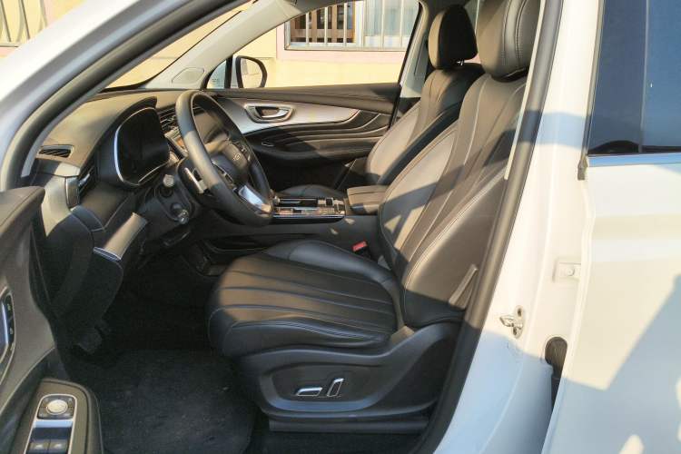 Used Roewe RX5 MAX 2021 Supreme Series 400TGI Automatic Luxury Cabin Edition
