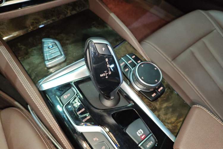 Used BMW 5 Series 2020 525Li M Sport Package
