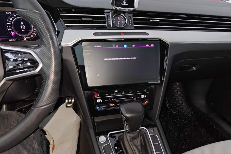 Used Volkswagen Magotan 2023 2 Million Units Limited Edition 330TSI DSG Leading Version