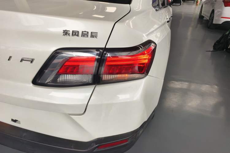 Used Venucia D60 2019 100 000 Glory 1.6L XL Manual Chenku Edition China VI
