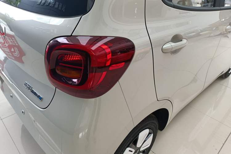 Used Wuling Hongguang MINIEV 2025 Four-Door Version Advanced Edition