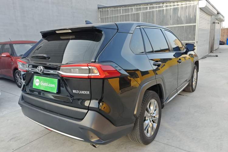 Used Toyota Wildlander 2022 2.0L CVT Two-Wheel Drive Luxury Edition
