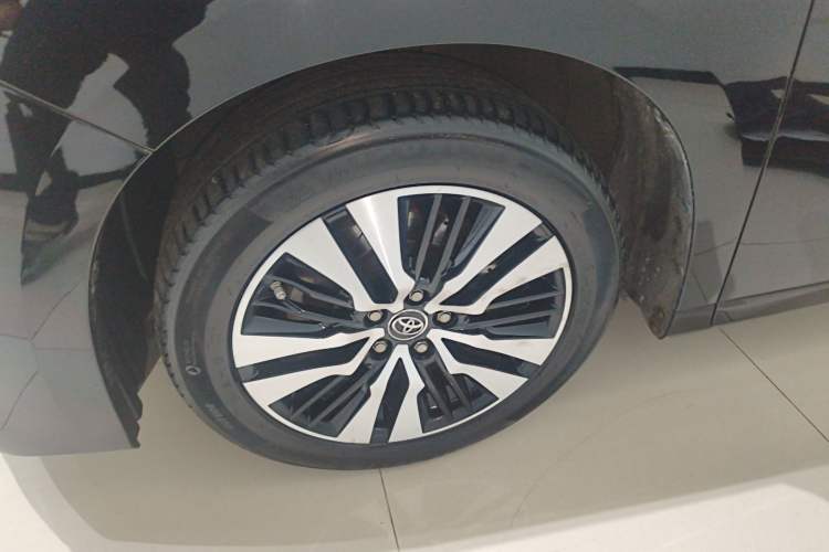 Used Toyota Alphard 2018 Revised Version 3.5L Premium Edition
