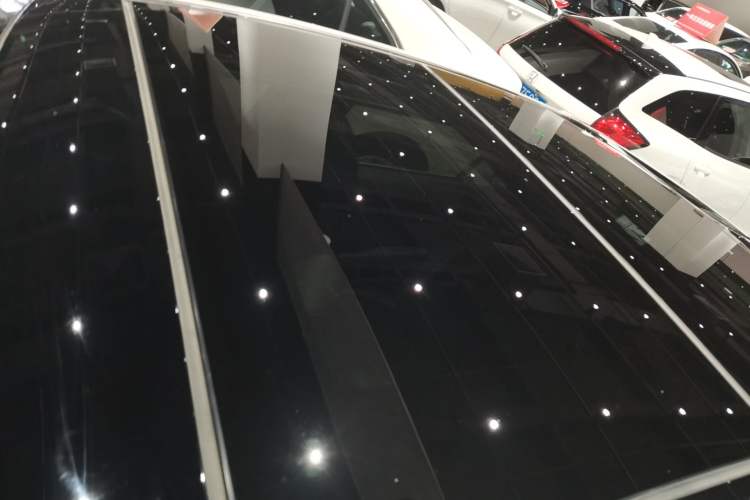 Used Toyota Camry 2019 Revised Version Dual-Engine 2.5 HG Luxury Edition
