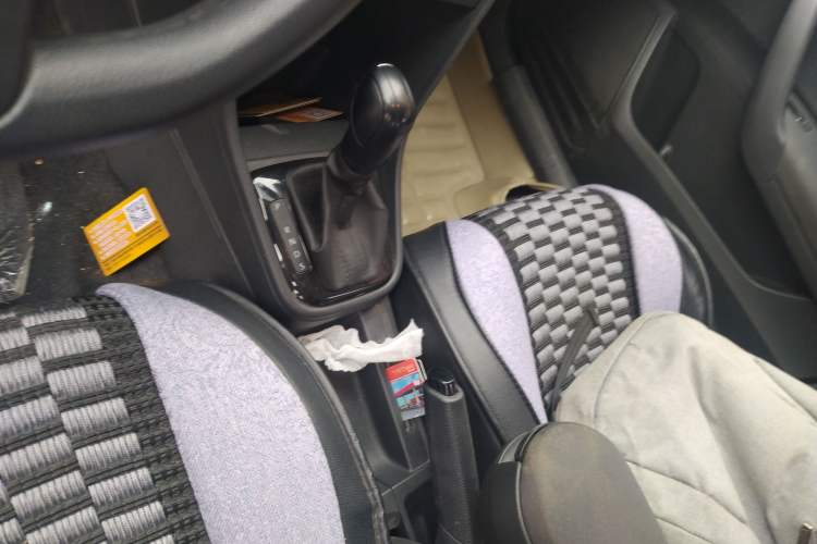 Used Volkswagen Santana 2015 Haval H6 1.6L Automatic Luxury Model