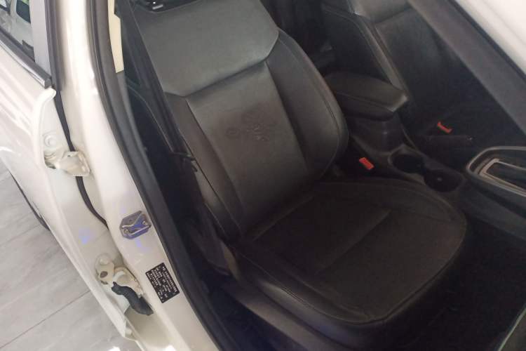 Used Ford Escort 2017 Happiness Edition 1.5L Automatic Fashion Version
