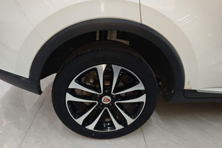 Used Roewe RX3 2020 1.6L Manual 4G Connect Ultra-Fresh Flagship Edition