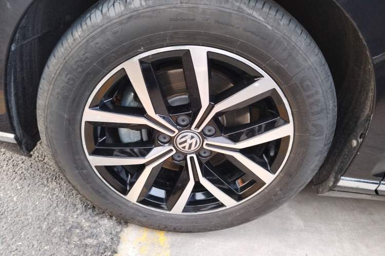 Used Volkswagen Magotan 2020 330TSI DSG Leading Model
