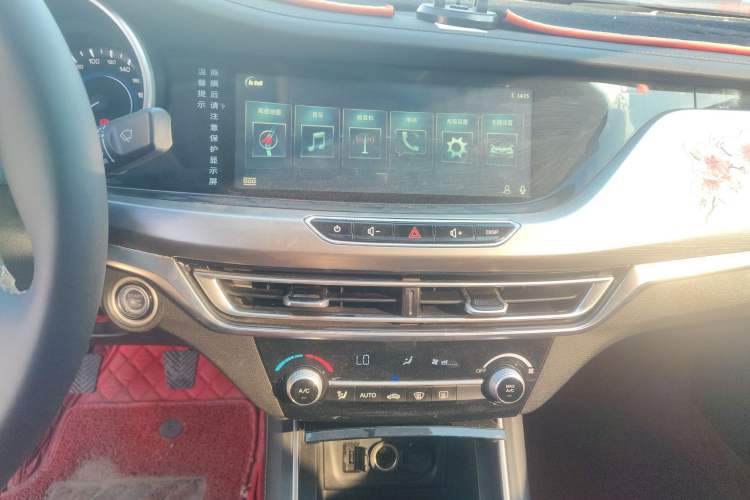 Used Changan Eado 2019 High-Energy Edition 1.6L GDI Manual Pioneer Model China VI Standard