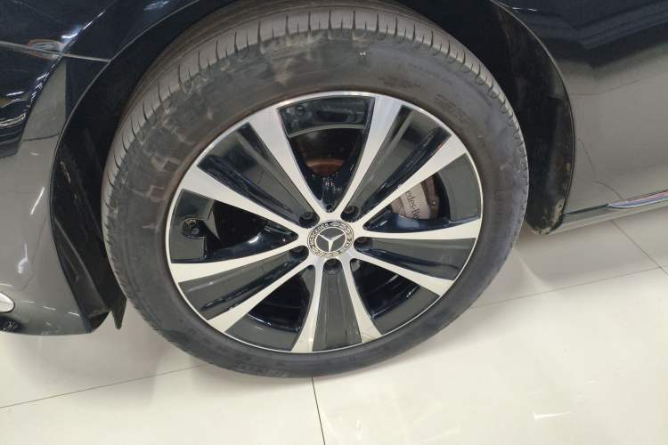 Used Mercedes-Benz E-Class New Energy 2022 Facelift E 350 e L Plug-in Hybrid Sedan