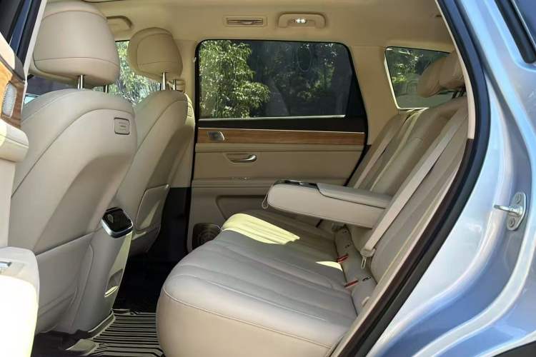 Used Hima AITO M7 2024 1.5T Intelligent Driving 4WD Max Edition 5 Seats