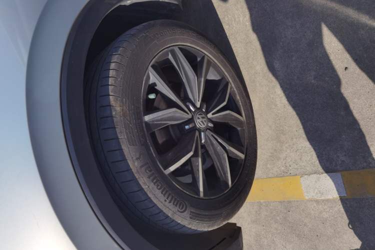 Used Volkswagen Tiguan L 2018 330TSI Automatic Two-Wheel Drive Flagship Edition
