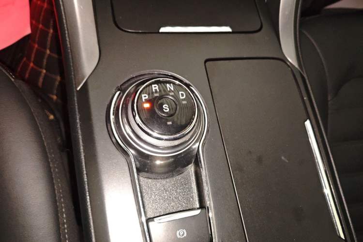 Used Ford Mondeo 2017 EcoBoost 200 Stylish Model
