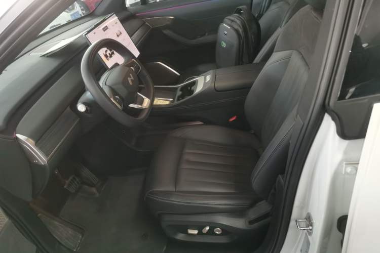 Used ONVO L60 2024 60 kWh Rear-Drive Version
